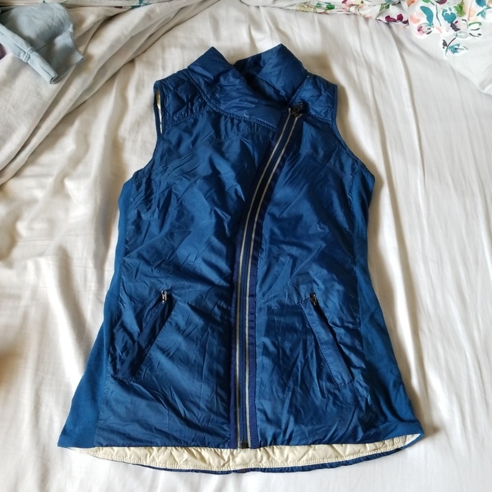 LULULEMON reversible vest